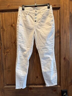 Nine West White High-Rise Button-Fly Cropped Jeans